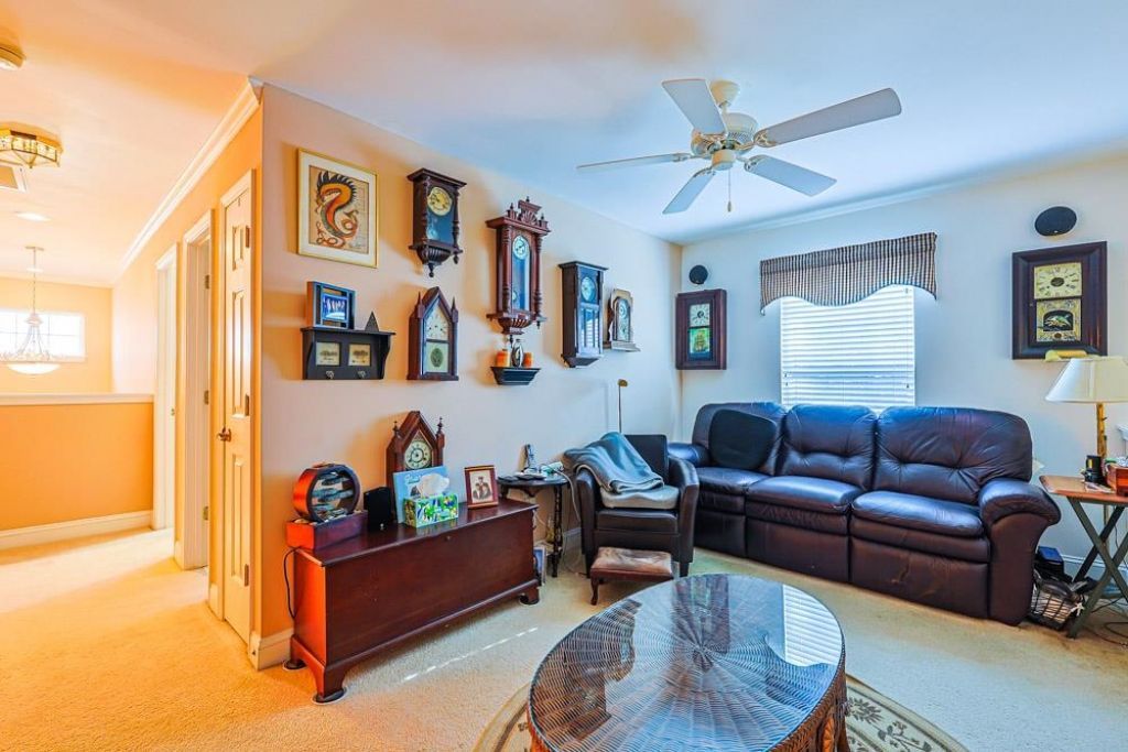 815 Botany Loop Photo 23