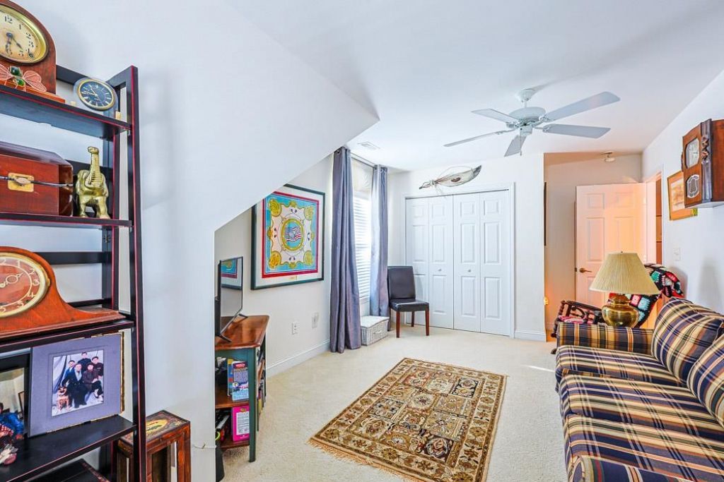 815 Botany Loop Photo 26