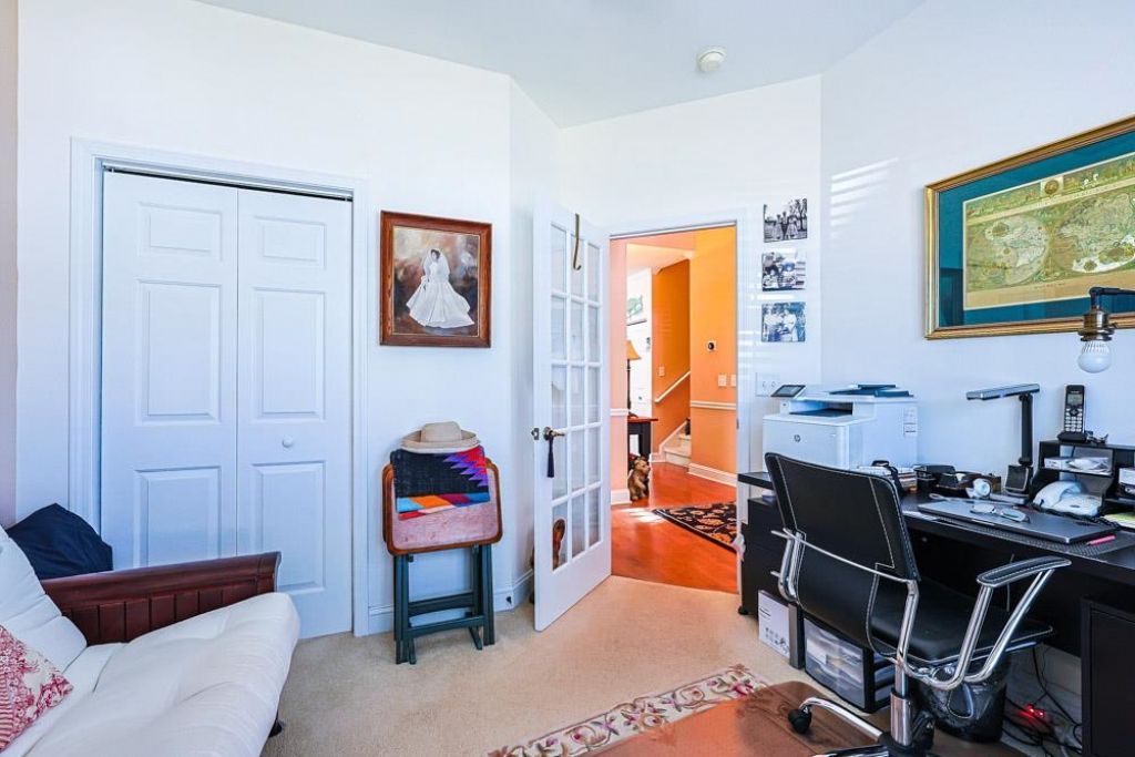 815 Botany Loop Photo 31