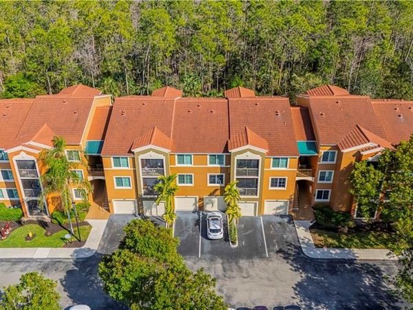 1105 Reserve CT, Unit 305, NAPLES, FL 34105