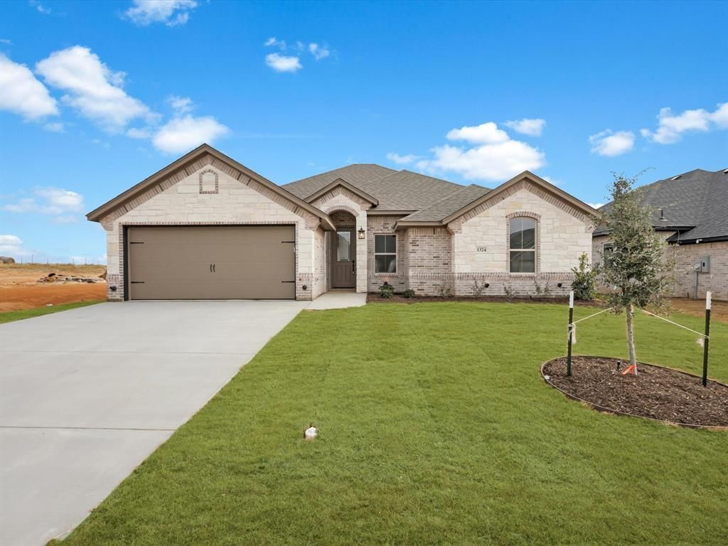 1324 Oleander Drive, Tolar, TX 76476 Main Photo