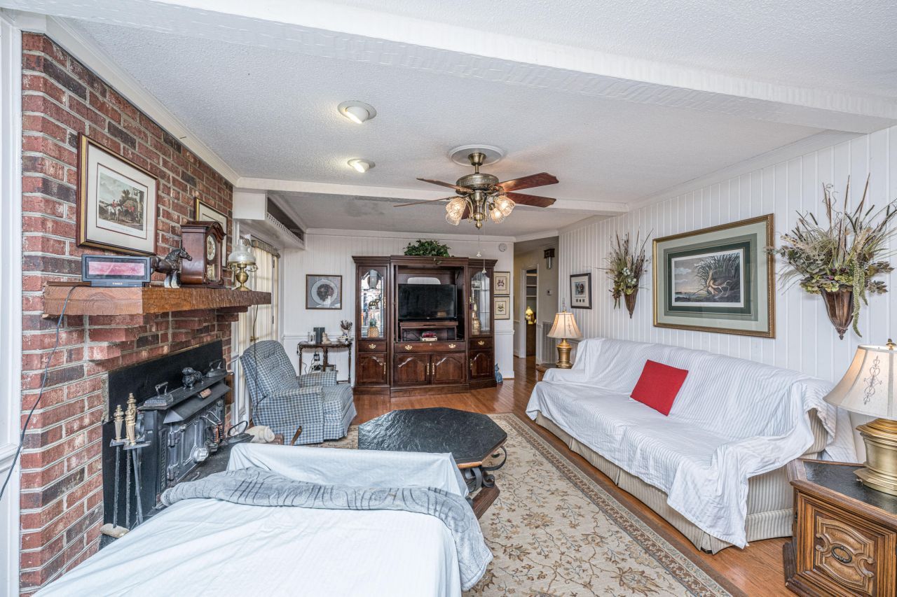 111 Weathers Street Photo 29