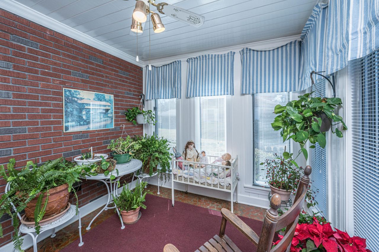 111 Weathers Street Photo 32