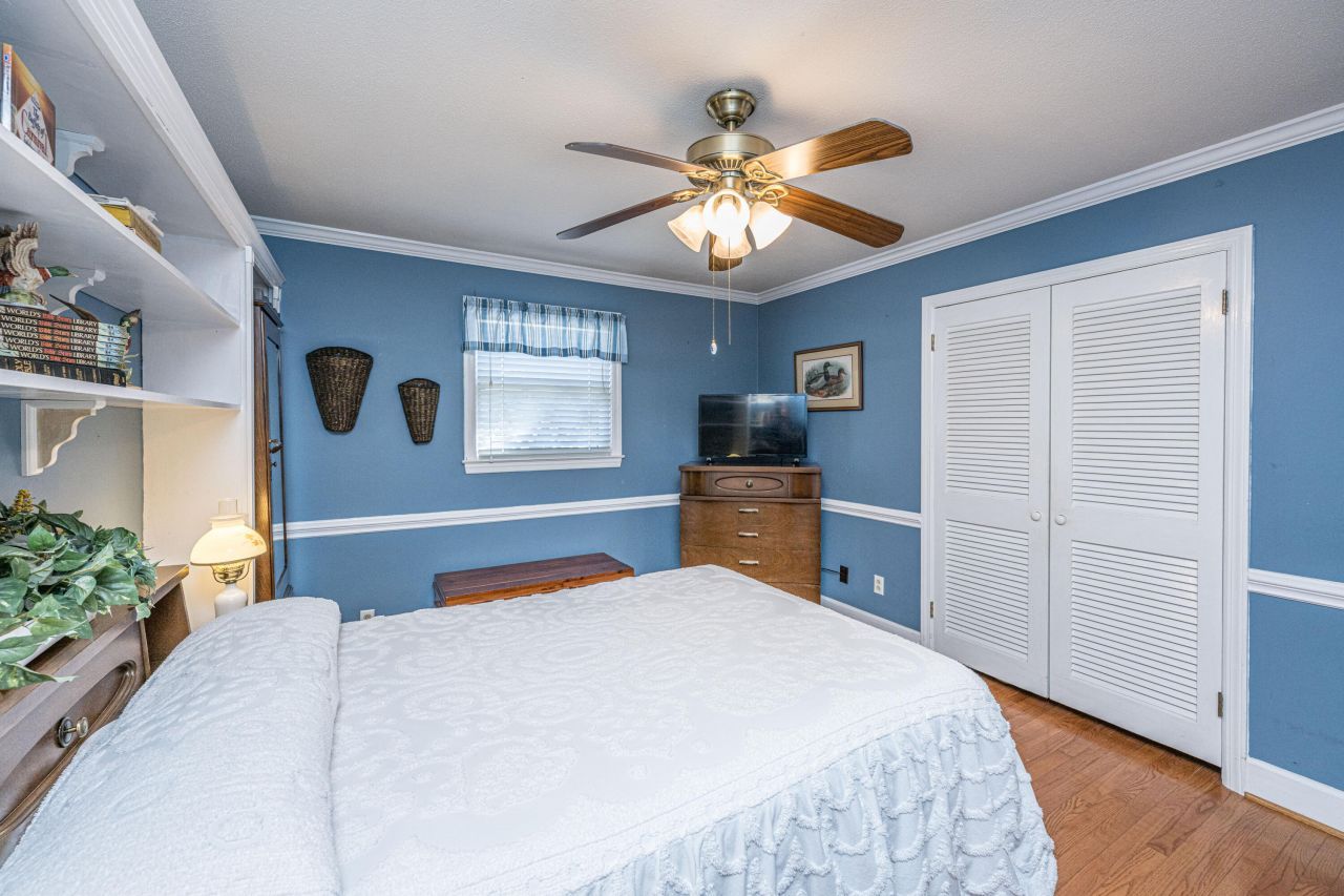 111 Weathers Street Photo 34