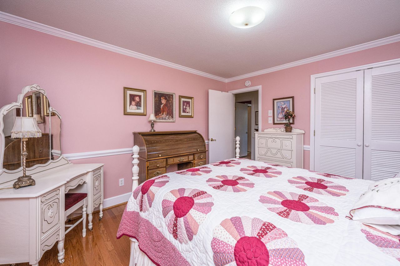 111 Weathers Street Photo 37