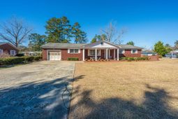 111 Weathers Street photo 4