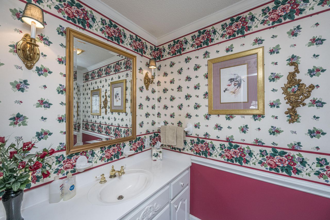 111 Weathers Street Photo 42