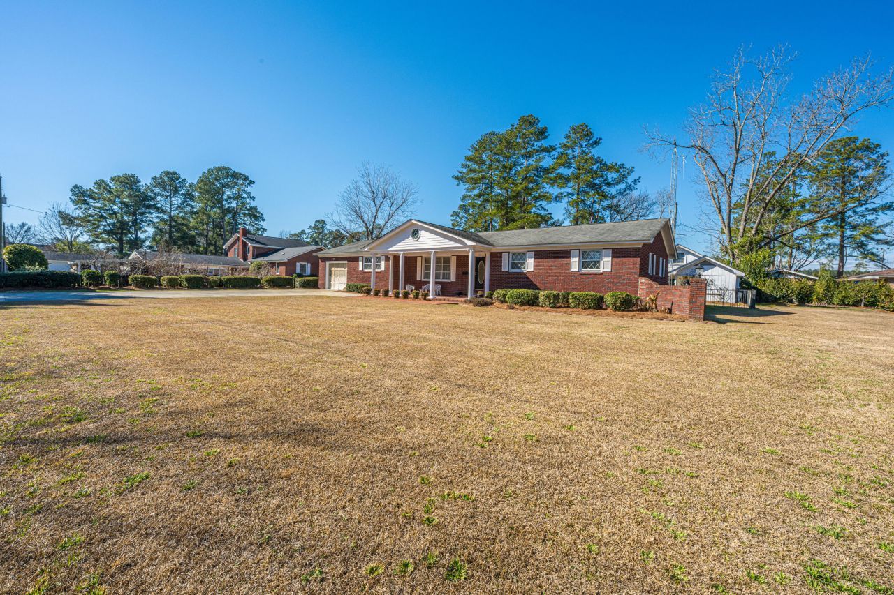 111 Weathers Street Photo 5