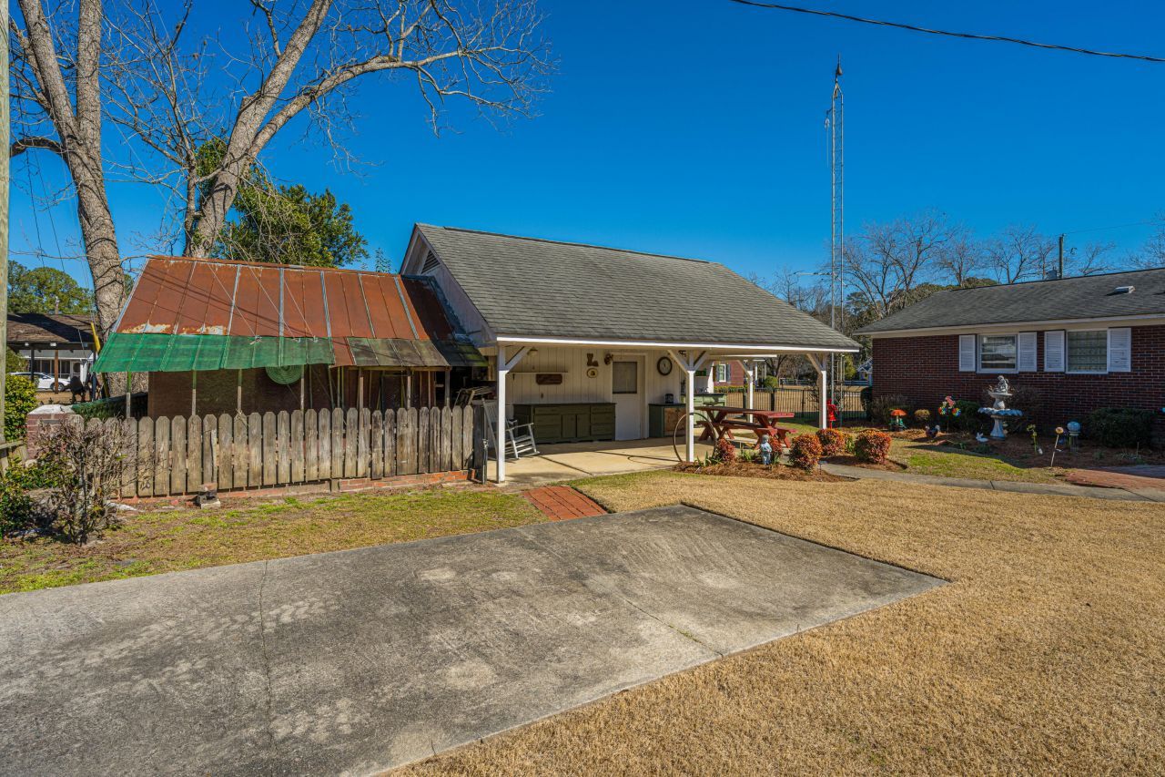 111 Weathers Street Photo 51