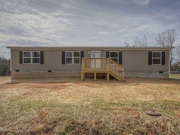 269 Laura Boling Loop Road, Strawberry Plains, TN 37871
