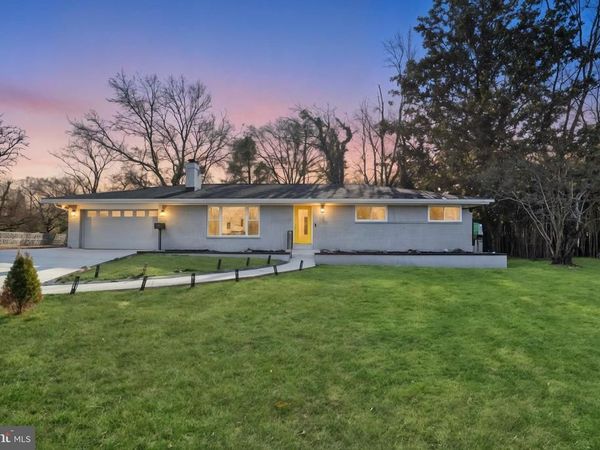 1001 WOODS PLACE, ALEXANDRIA, VA 22302