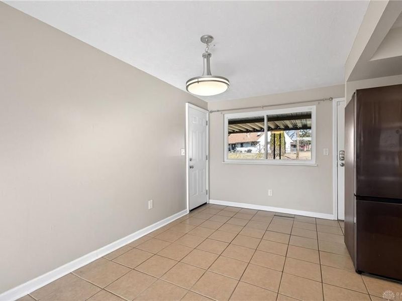 5929 Rosalie Road, Huber Heights, OH 45424 Photo 5