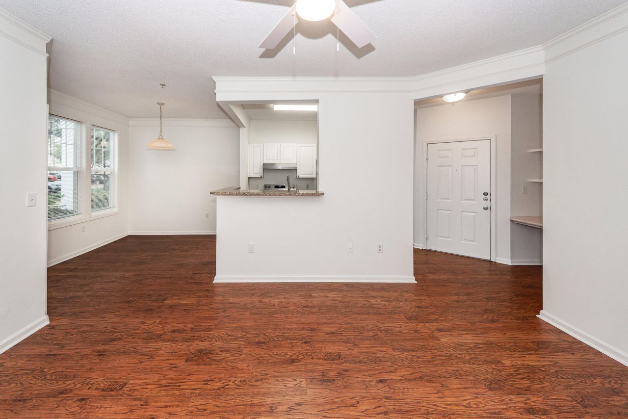 1714 Chatelain Way Photo 31