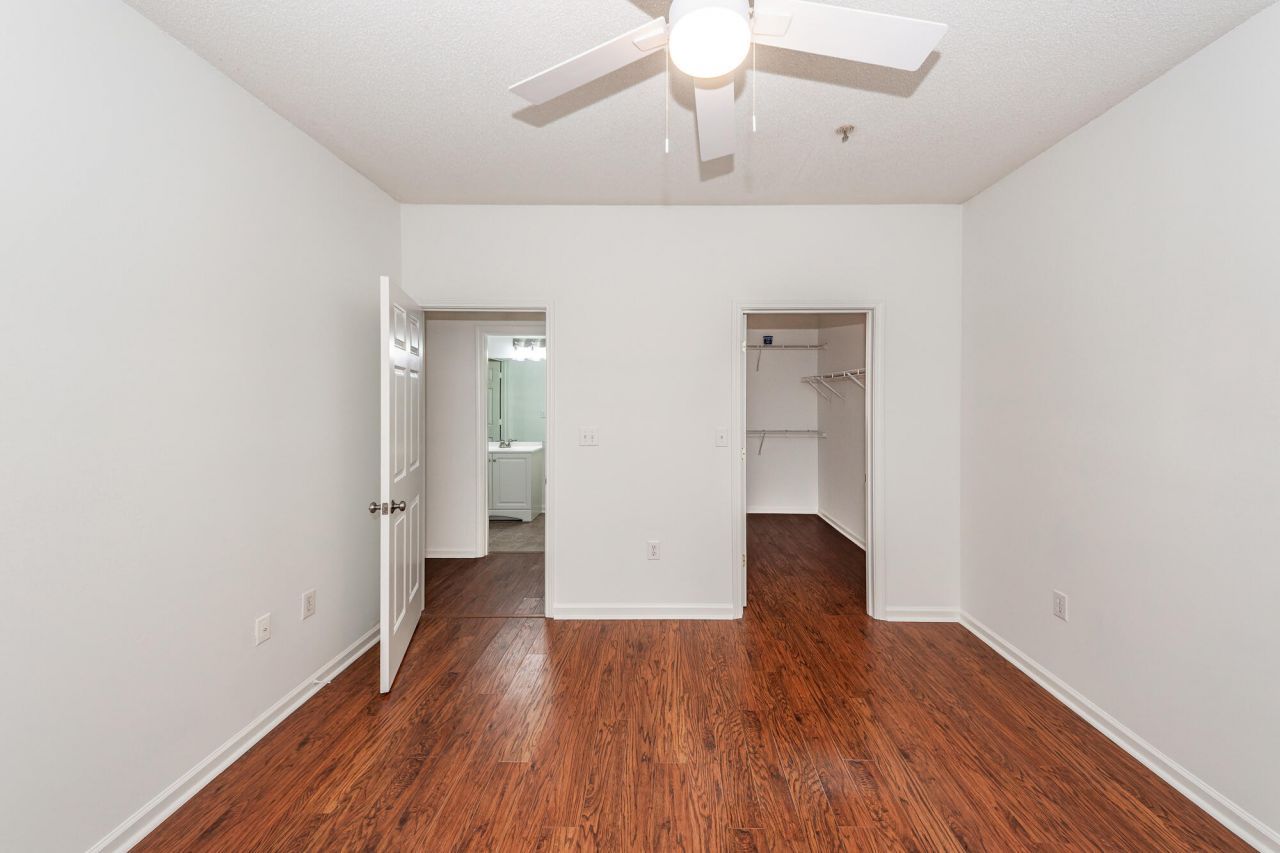 1714 Chatelain Way Photo 35