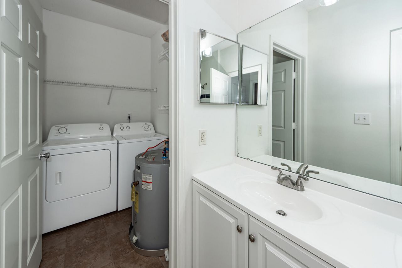 1714 Chatelain Way Photo 38