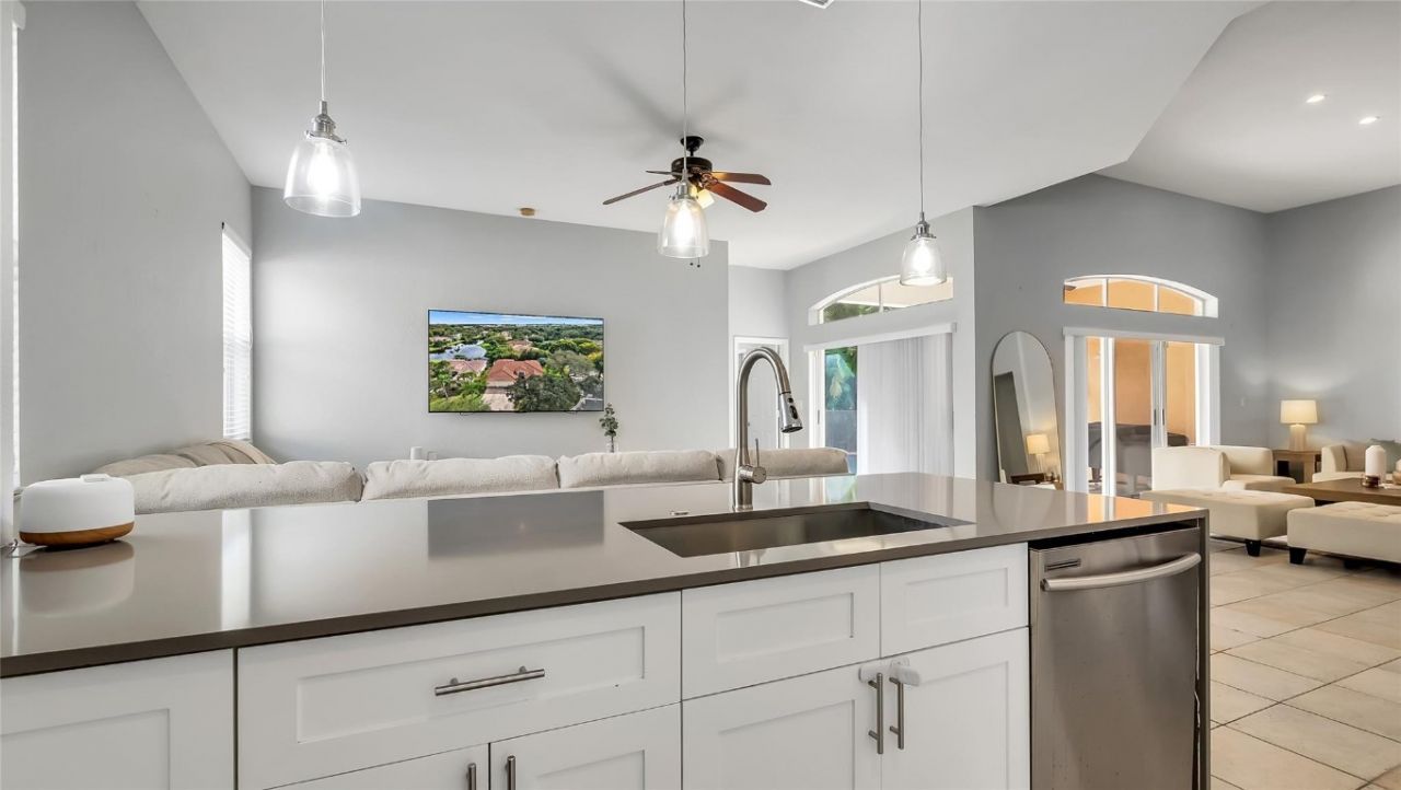 5252 NW 51st St, Coconut Creek, FL 33073 Photo