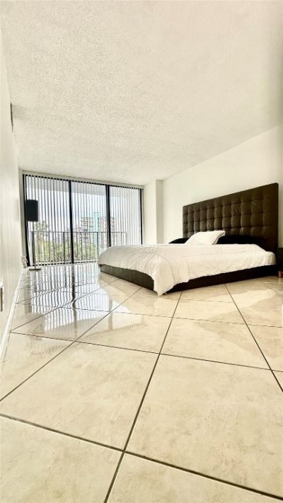 200 Leslie Drive, Unit 523, Hallandale Beach, FL 33009 Photo