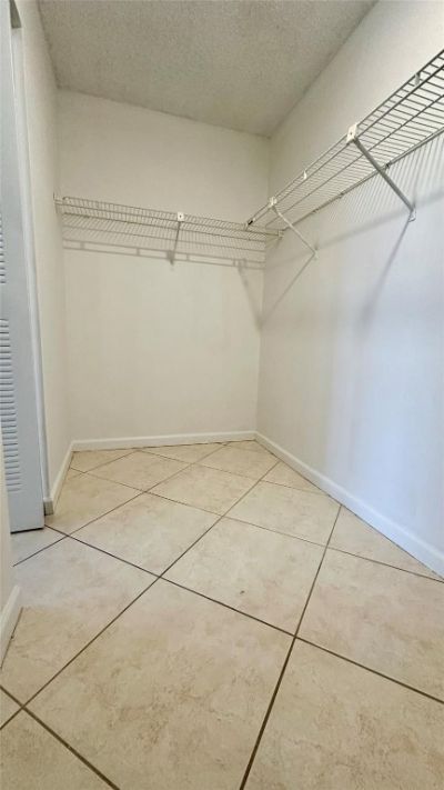 200 Leslie Drive, Unit 523, Hallandale Beach, FL 33009 Photo