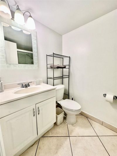 200 Leslie Drive, Unit 523, Hallandale Beach, FL 33009 Photo