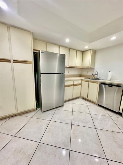 200 Leslie Drive, Unit 523, Hallandale Beach, FL 33009 Photo