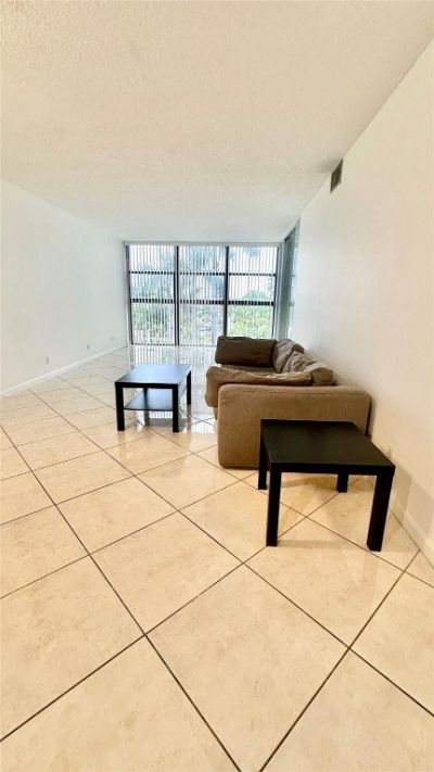 200 Leslie Drive, Unit 523, Hallandale Beach, FL 33009 Photo