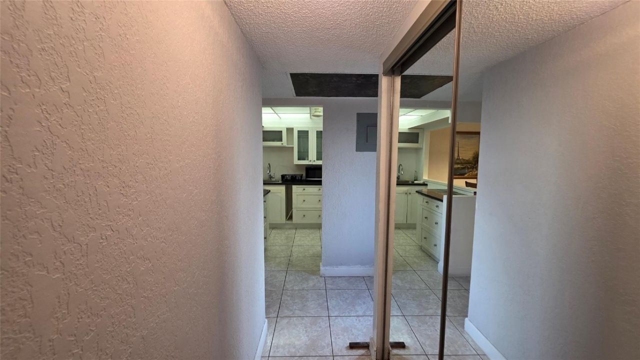5111 W Oakland Park Boulevard, Unit 104, Lauderdale Lakes, FL 33313 Photo