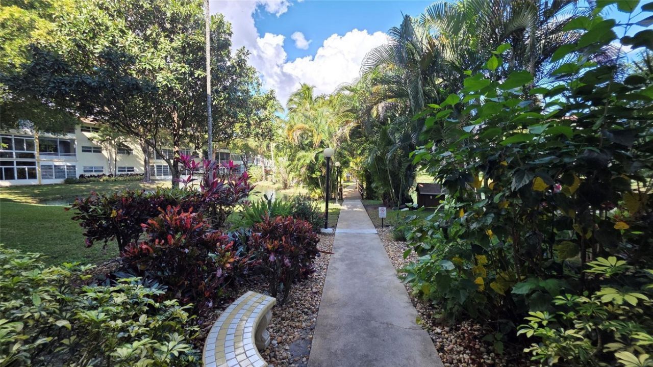 5111 W Oakland Park Boulevard, Unit 104, Lauderdale Lakes, FL 33313 Photo