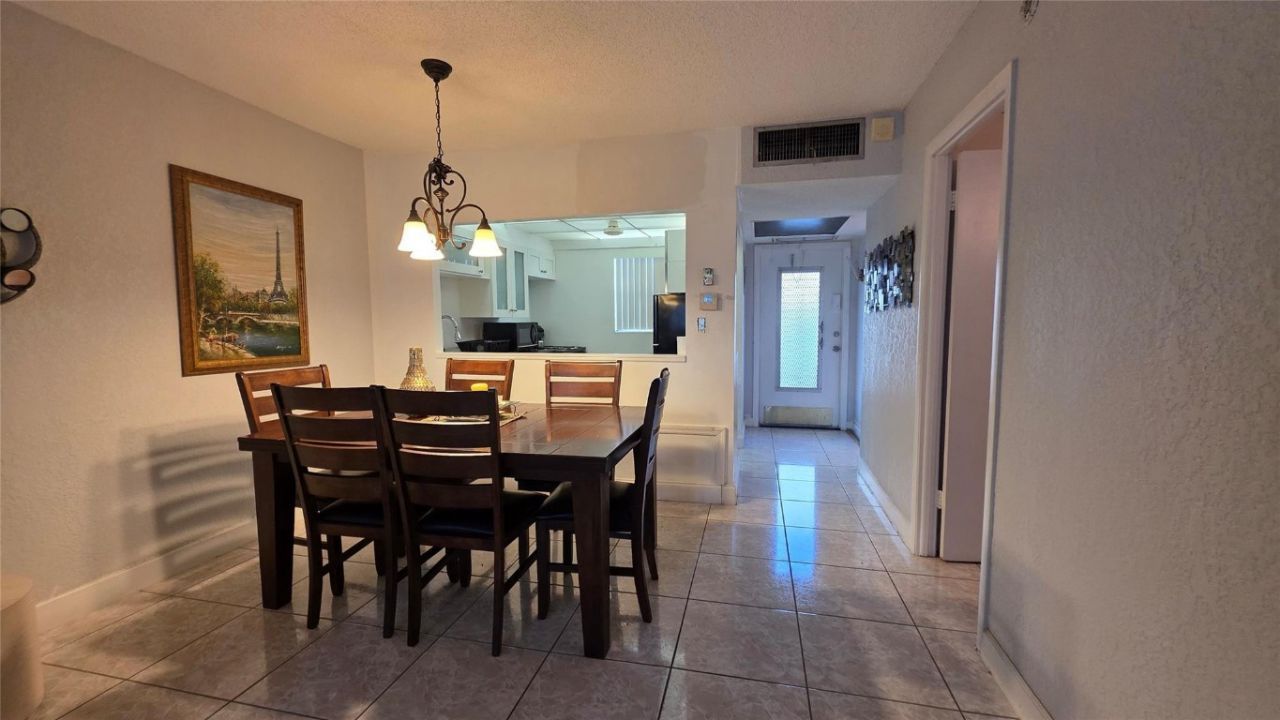 5111 W Oakland Park Boulevard, Unit 104, Lauderdale Lakes, FL 33313 Photo
