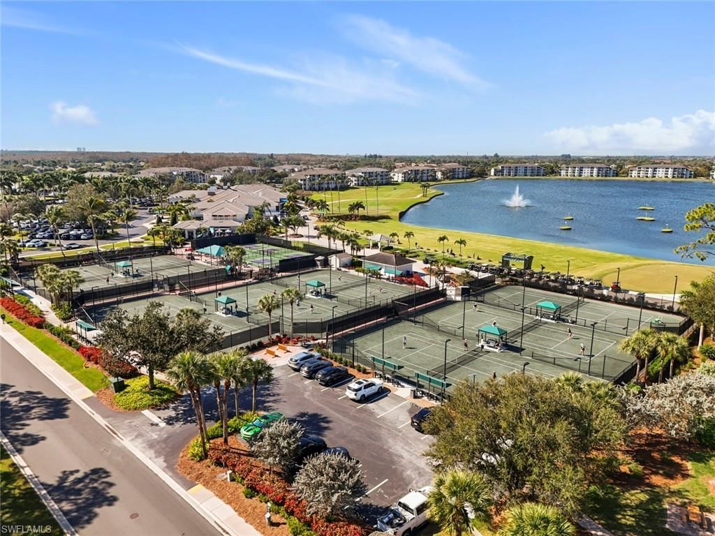 10230 Washingtonia Palm Way, Unit 1914, Fort Myers, FL 33966 Photo