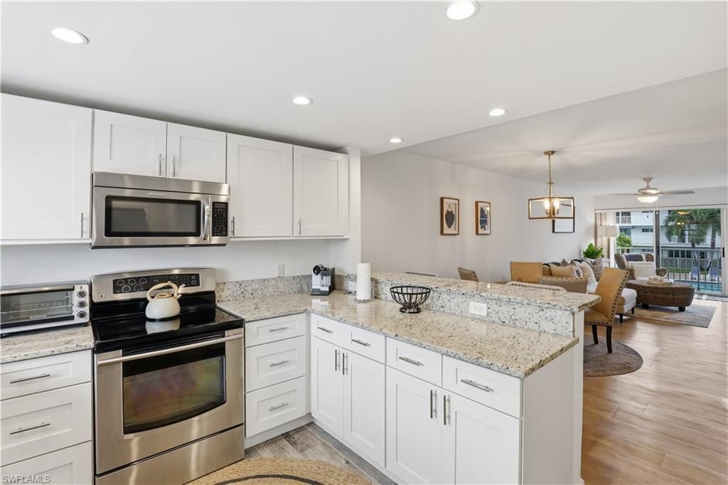 1100 8th Ave S, Unit 213B, Naples, FL 34102 Photo