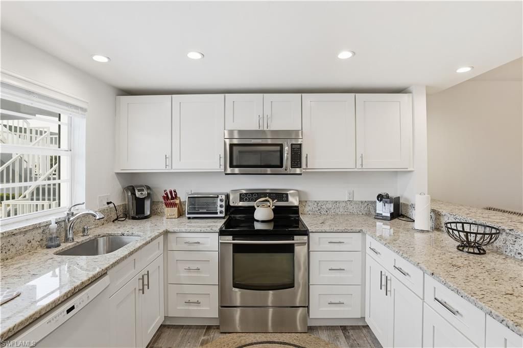 1100 8th Ave S, Unit 213B, Naples, FL 34102 Photo