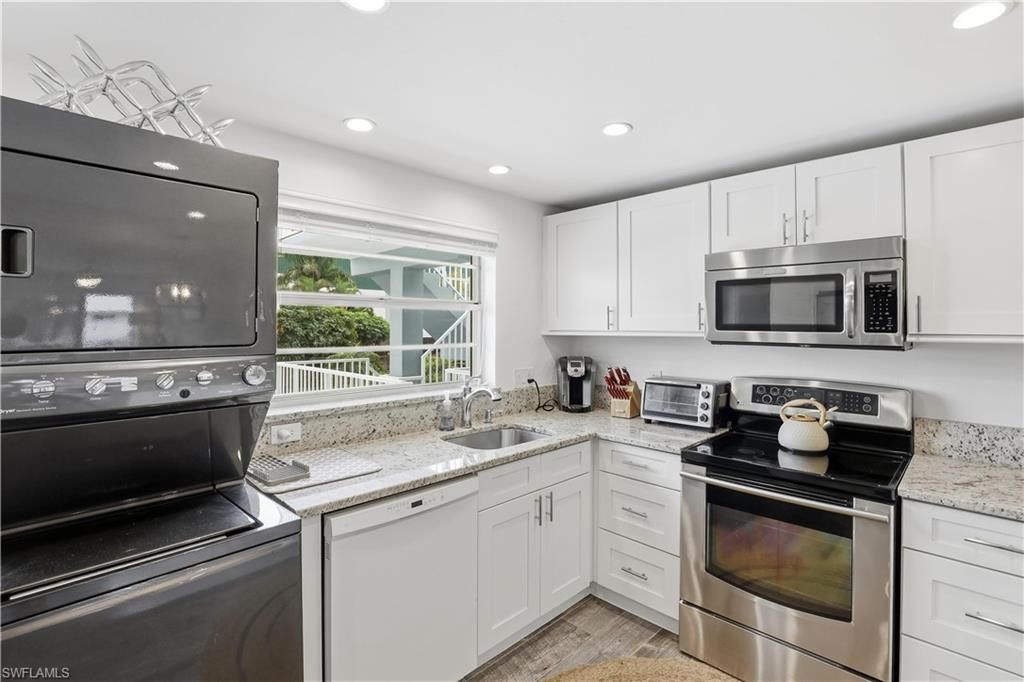 1100 8th Ave S, Unit 213B, Naples, FL 34102 Photo