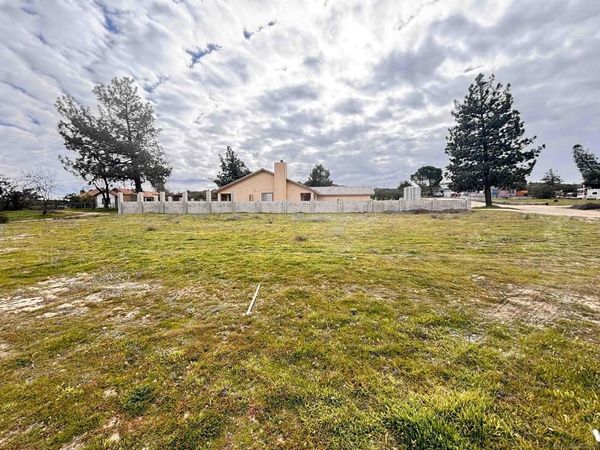 2185 Manzanita Ln, Boulevard, CA 91905