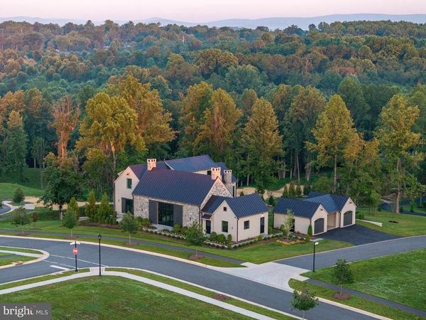 1 FOXTROT KNOLL LANE, MIDDLEBURG, VA 20117