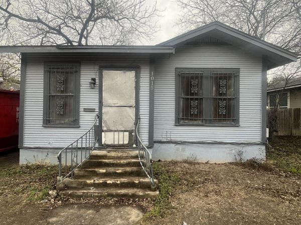 1015 rogers, San Antonio, TX 78202