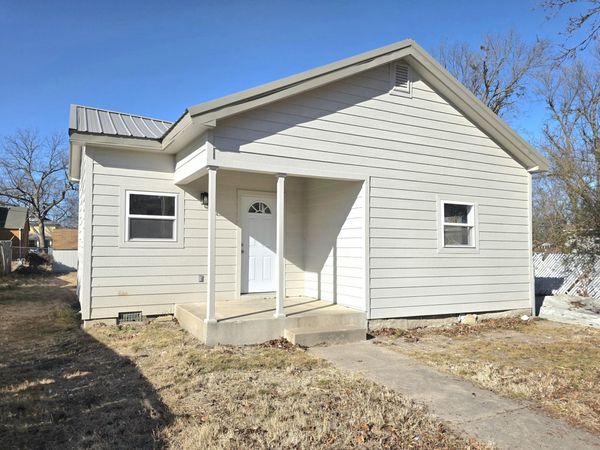 309 C Street NW, Miami, OK 74354