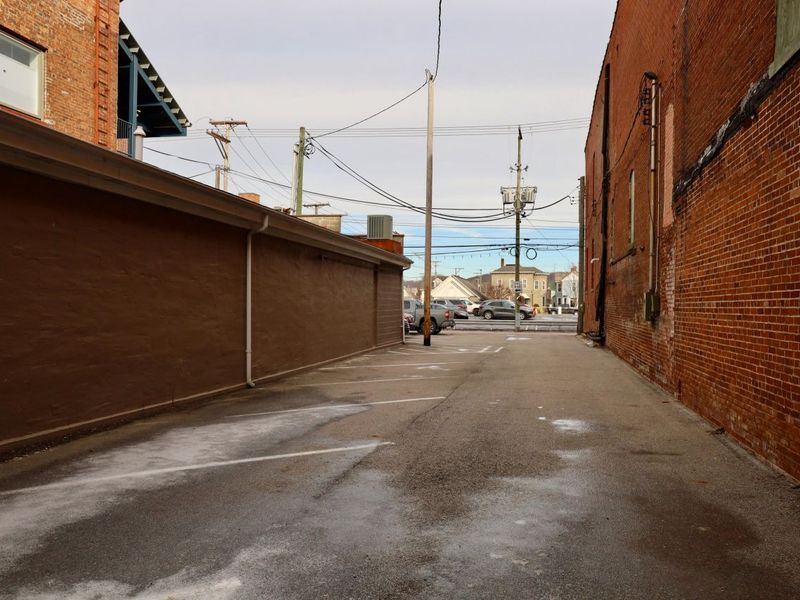 131 W Main Street, Lancaster, OH 43130 Photo 18