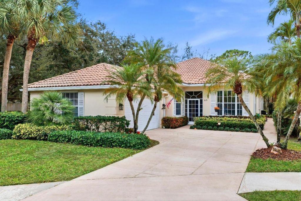 325 Kelsey Park Circle, Palm Beach Gardens, FL 33410 Photo