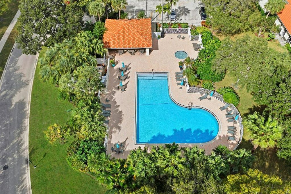 325 Kelsey Park Circle, Palm Beach Gardens, FL 33410 Photo