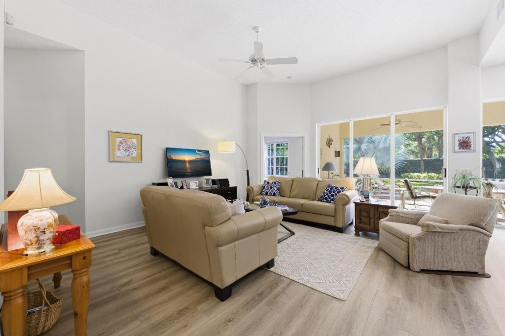 325 Kelsey Park Circle, Palm Beach Gardens, FL 33410 Photo