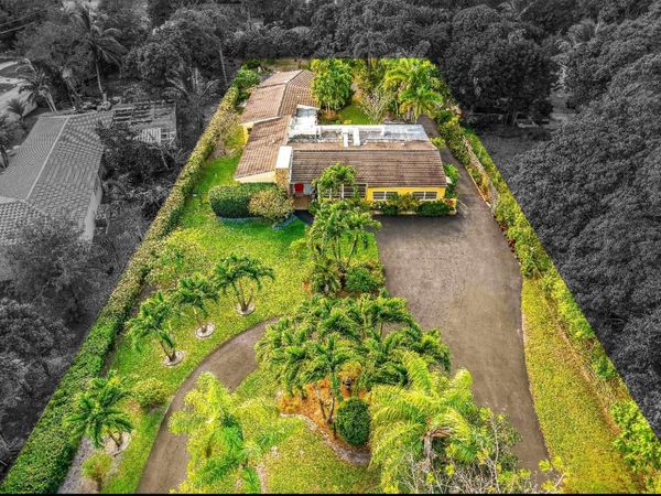 13920 N Miami Ave, Miami, FL 33168