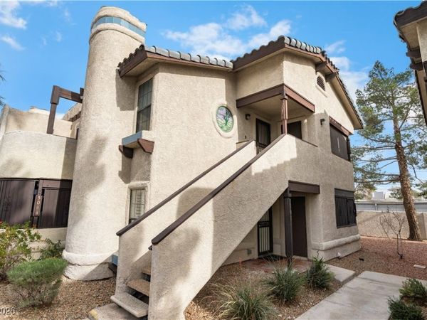 5064 Jeffreys Street, Unit 201, Las Vegas, NV 89119