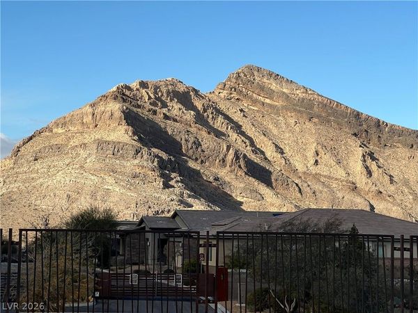 10840 Organic Drive , Las Vegas, NV 89138