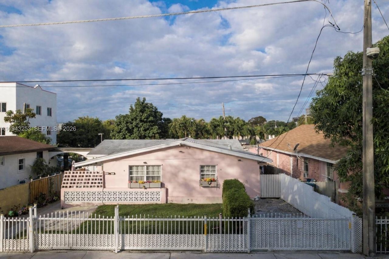 3240 NW 3rd Ave , Miami, FL 33127 Photo