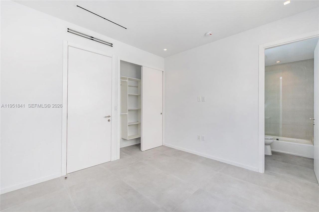 3264 Bird Ave, Miami, FL 33133 Photo