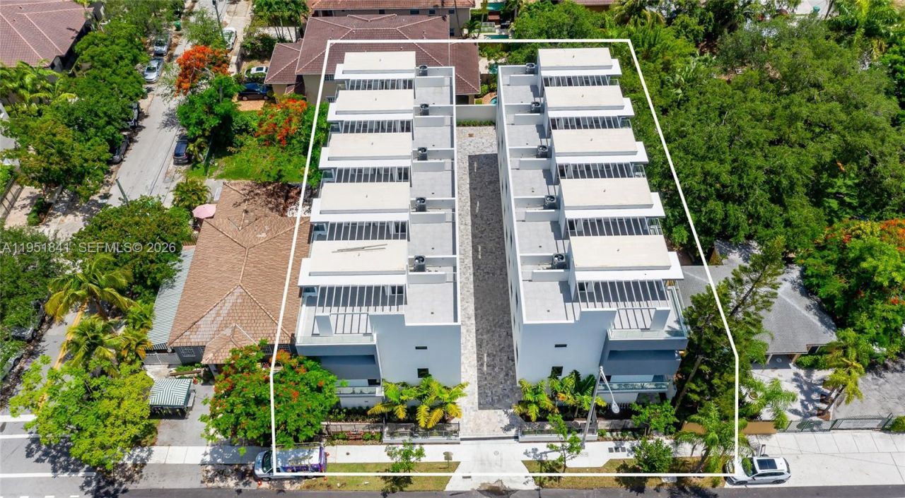 3264 Bird Ave, Miami, FL 33133 Photo