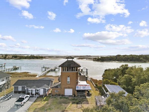 143 Capn Deck Lane, Cedar Point, NC 28584