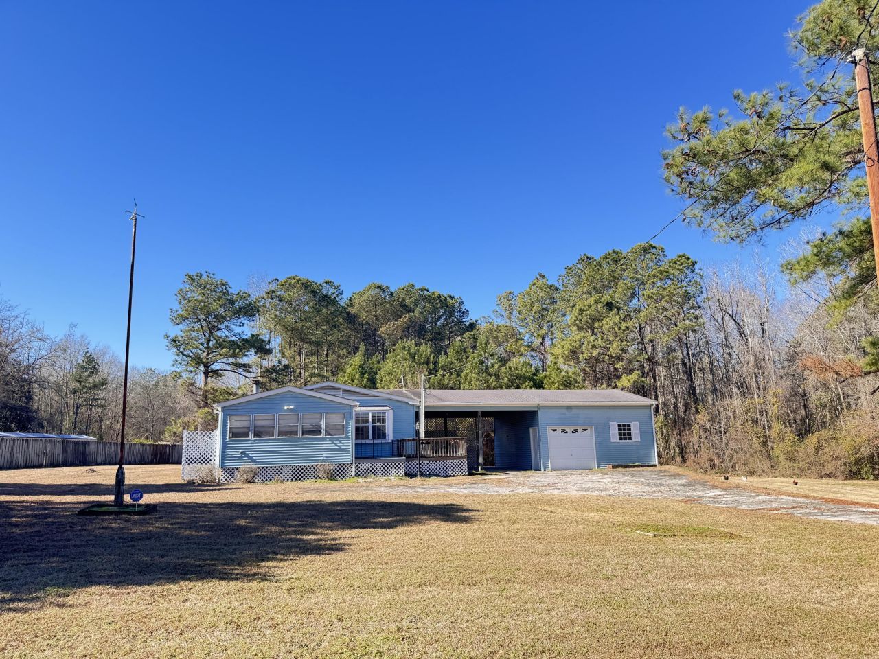 612 Bedon Road Photo 2