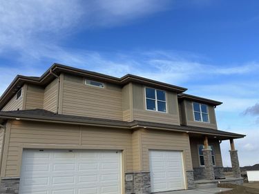 10418 Sherman Street, Papillion, NE 68046