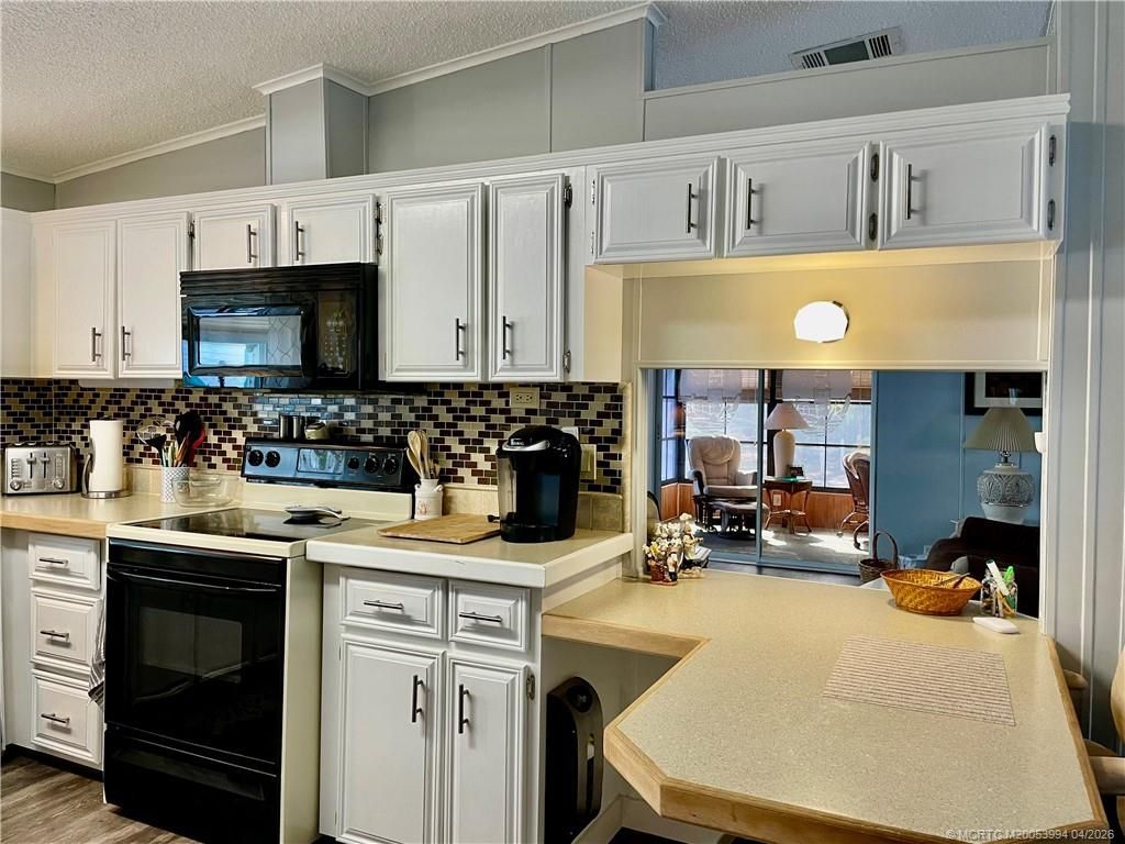 16345 SW Indianwood Circle, Indiantown, FL 34956 Photo